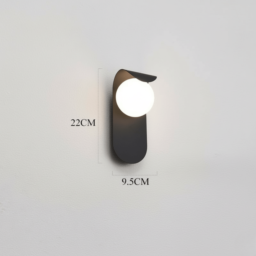 Misure della LunaPlate nera: altezza 22 cm, larghezza 9,5 cm