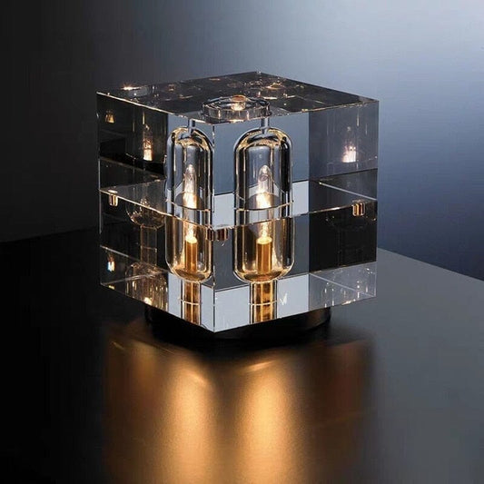 CrystalCube - Lampada da Tavolo a Forma di Cubo in Vetro