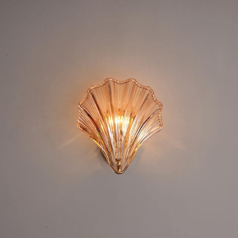 ShellGlow - Lampada da Parete a forma di Conchiglia