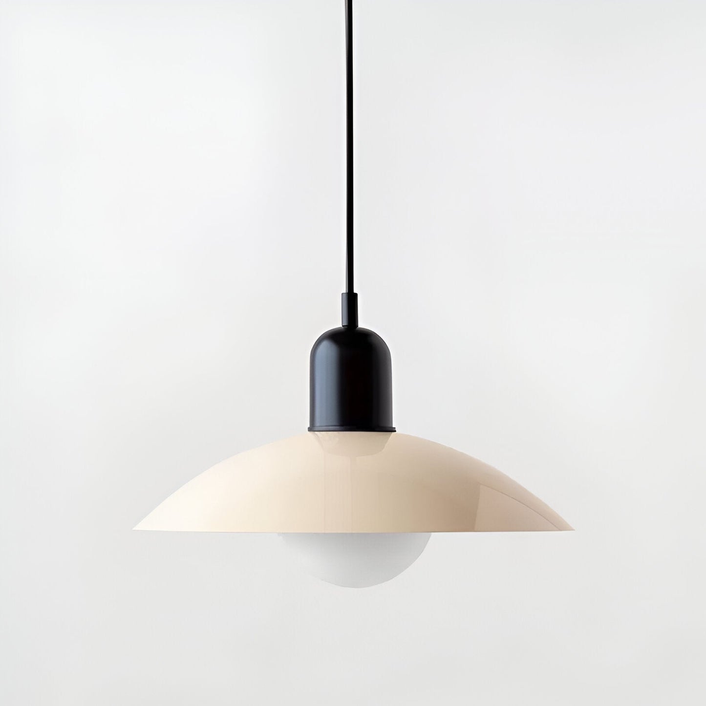 DomeLine Bauhaus - variante paralume crema giallo con coppa nera - vista frontale | Luximode