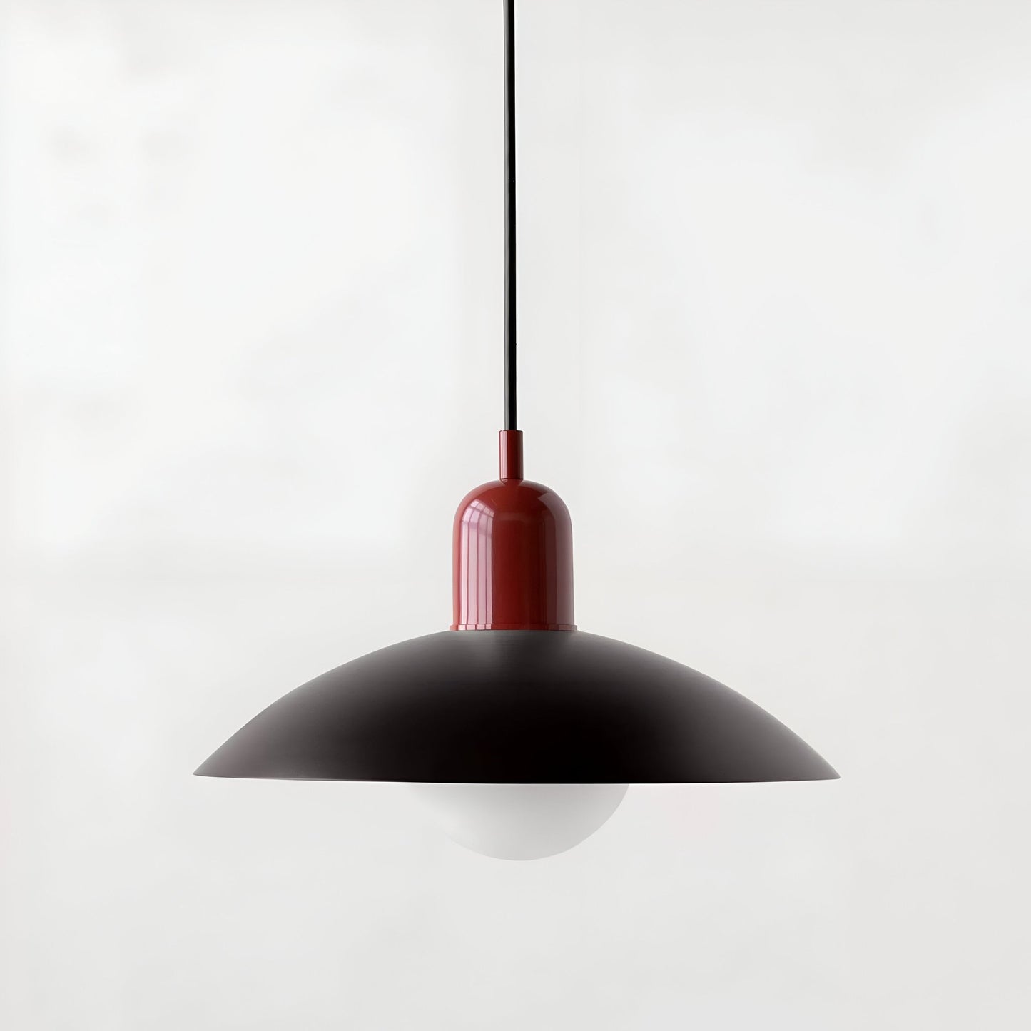 DomeLine Bauhaus - variante paralume nero con coppa rossa - vista frontale | Luximode
