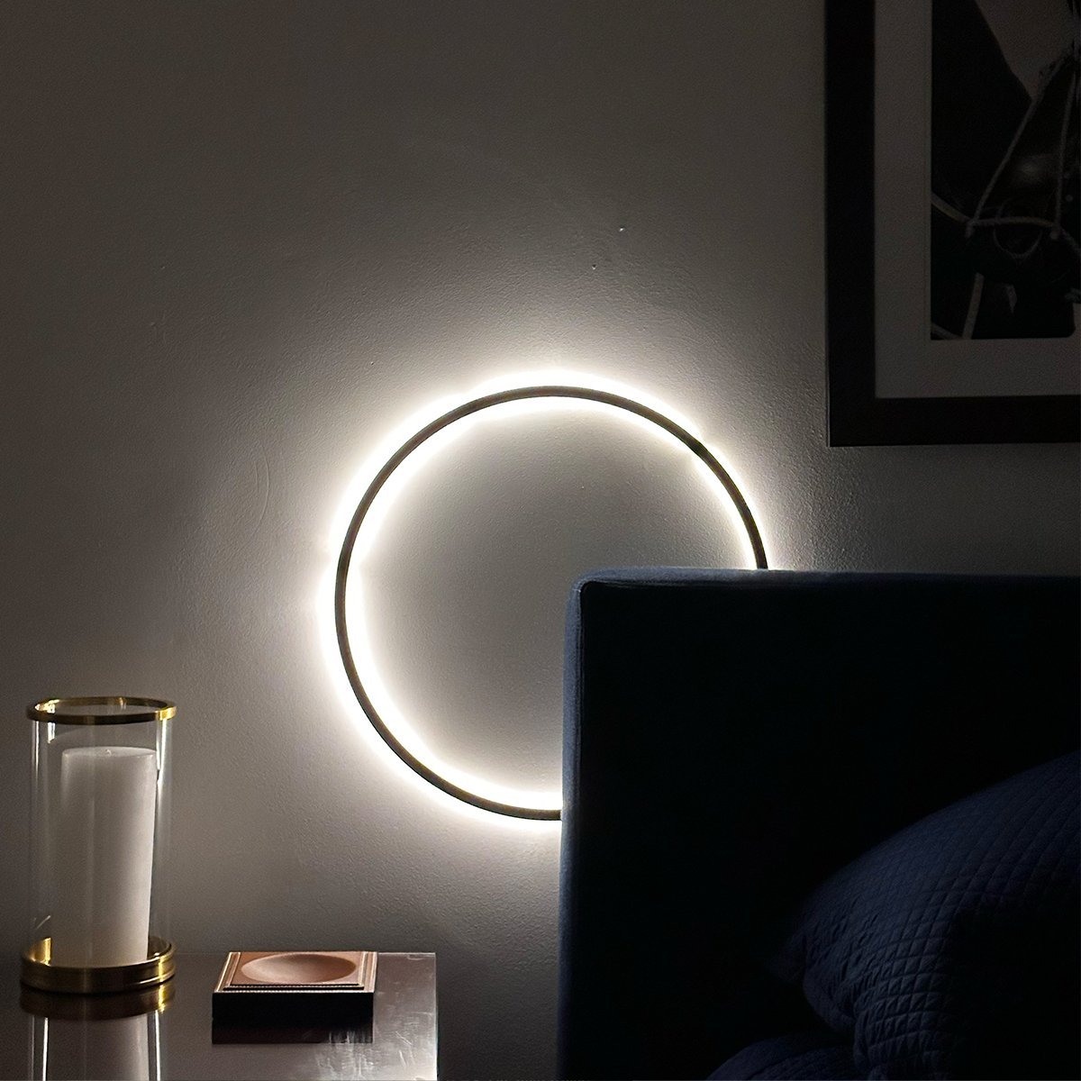 Lampada da parete EclipseHalo a forma di alone