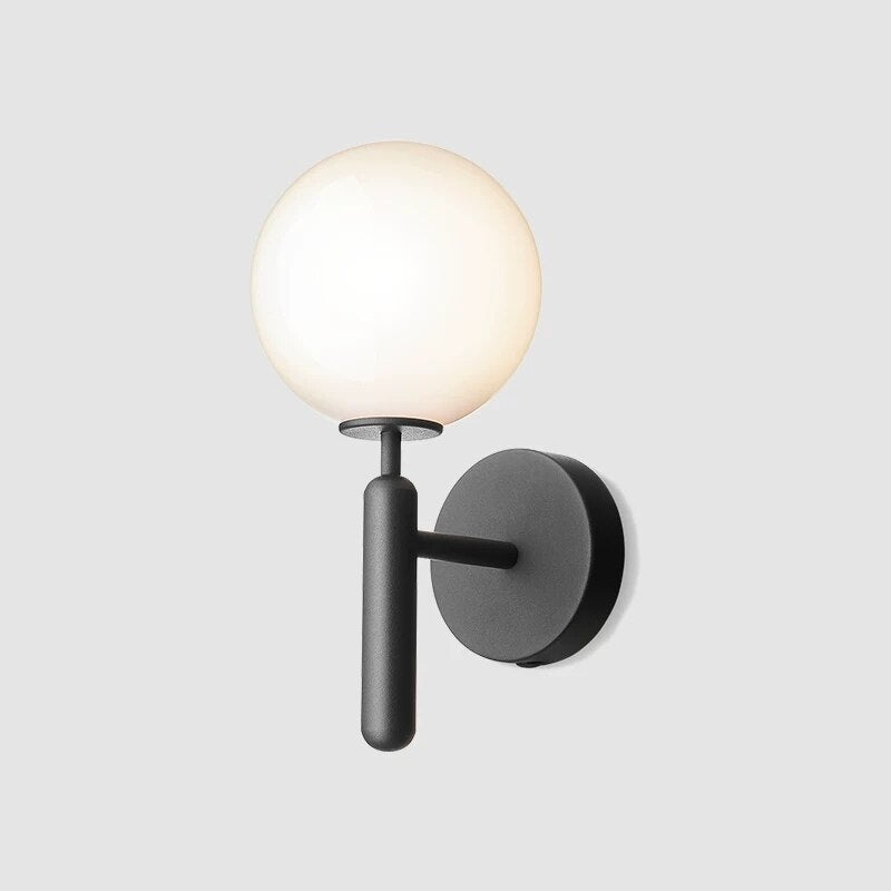 Lampada da parete GlassGem con sfera in vetro
