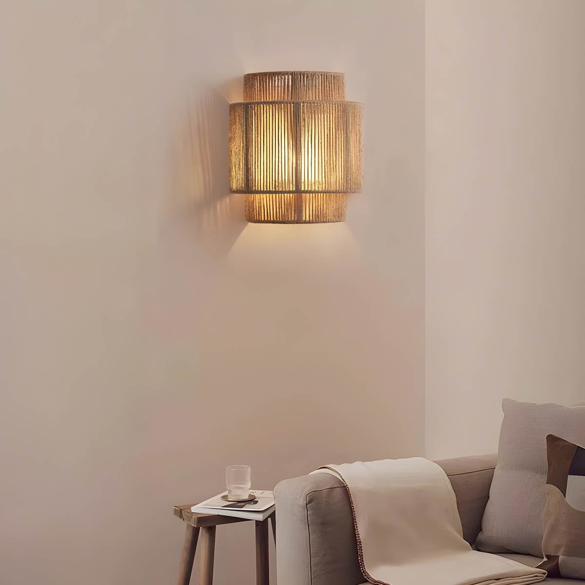 Lampada da parete giapponese HikariShade in fibre naturali