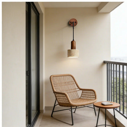 NeroTraverto - Applique in travertino sul balcone | Luximode