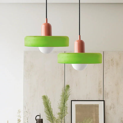NordicLuxe - vista ravvicinata della trama del vetro colorato | Luximode