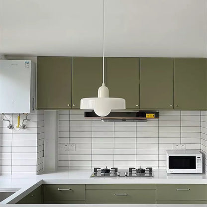 NordicLuxe - dettaglio del paralume Bauhaus in vetro stained | Luximode