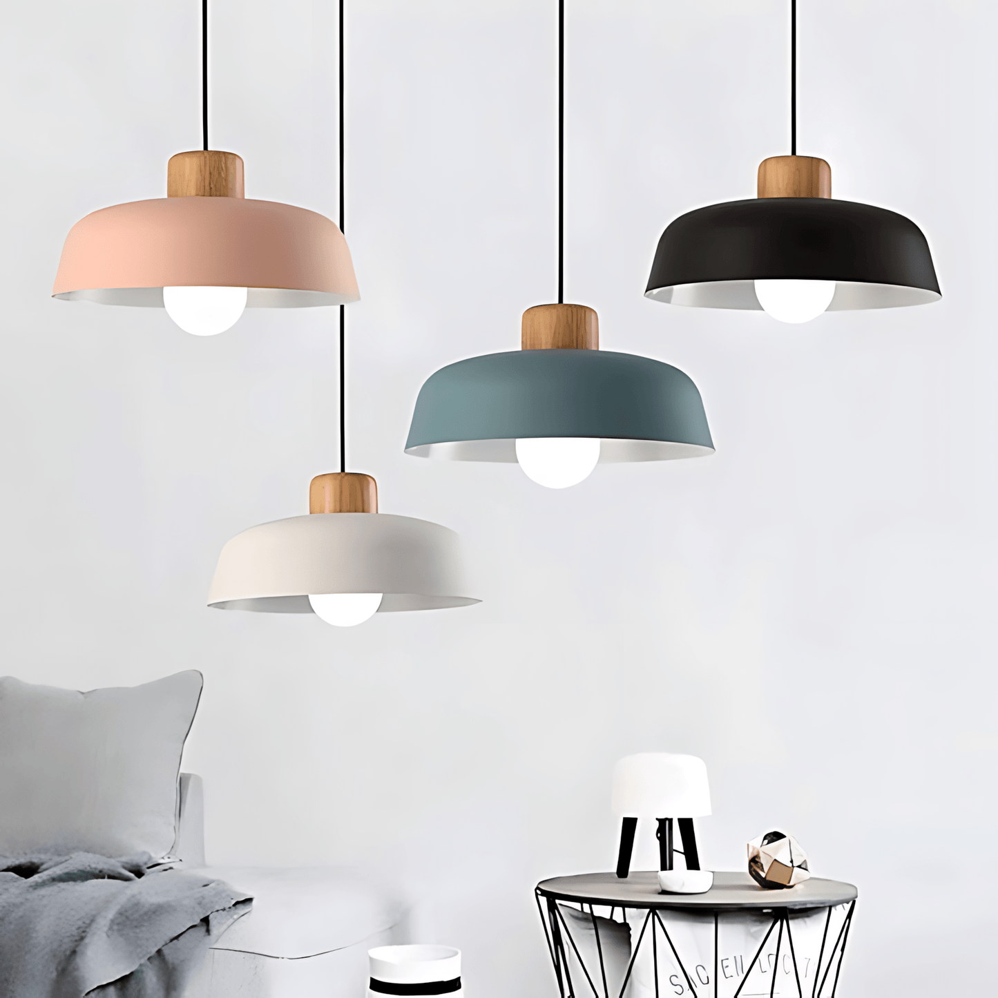 NordikaGlow – lampada a sospensione in metallo e legno di Luximode