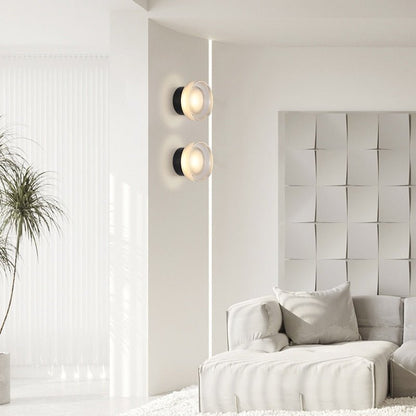Applique da parete OrbShine con diffusore sferico