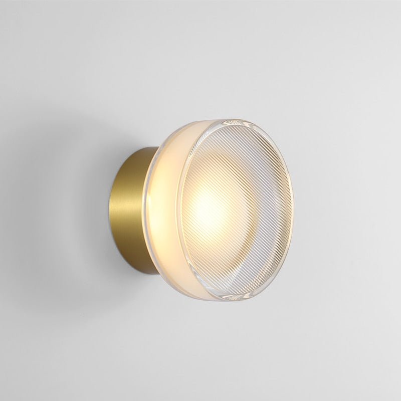 Applique da parete OrbShine con diffusore sferico