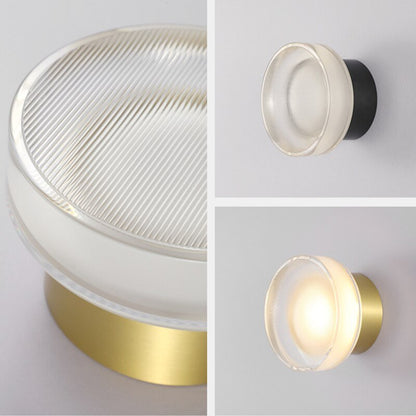 Applique da parete OrbShine con diffusore sferico