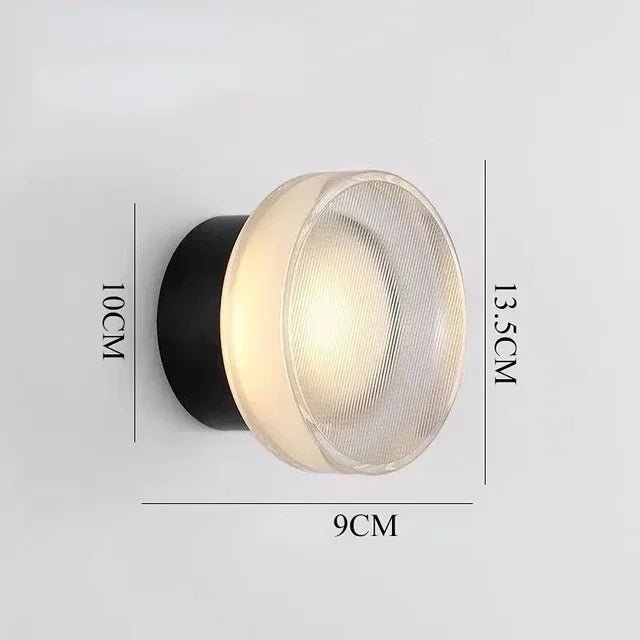 Applique da parete OrbShine con diffusore sferico