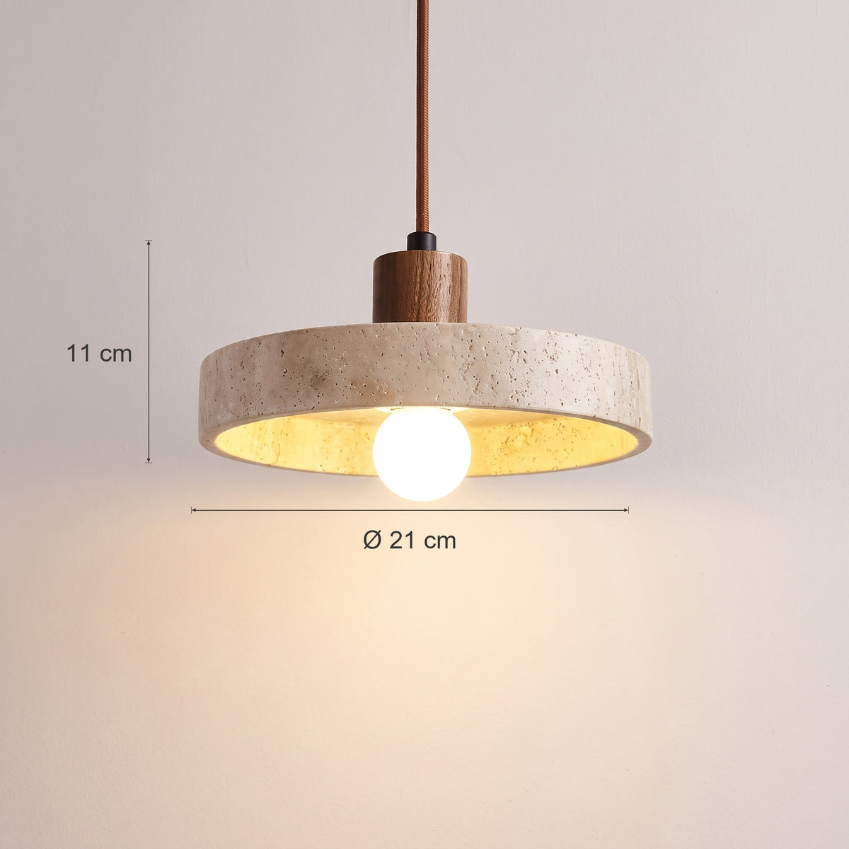 Dimensioni Ravello: diametro 21 cm, altezza 11 cm