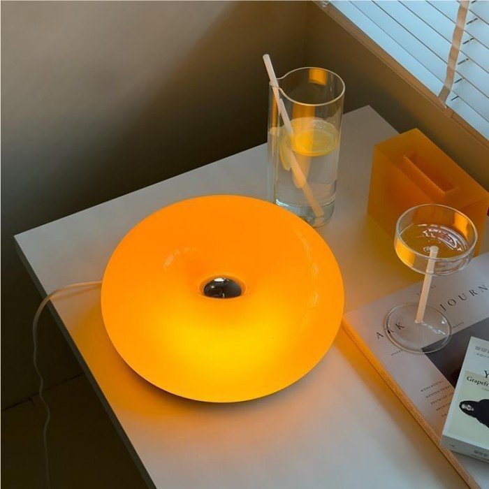 BauhausDonut - Lampada da Tavolo/Parete a Forma di Ciambella – lampada design da parete di Luximode