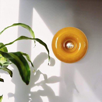 BauhausDonut - Lampada da Tavolo/Parete a Forma di Ciambella – lampada design da parete di Luximode